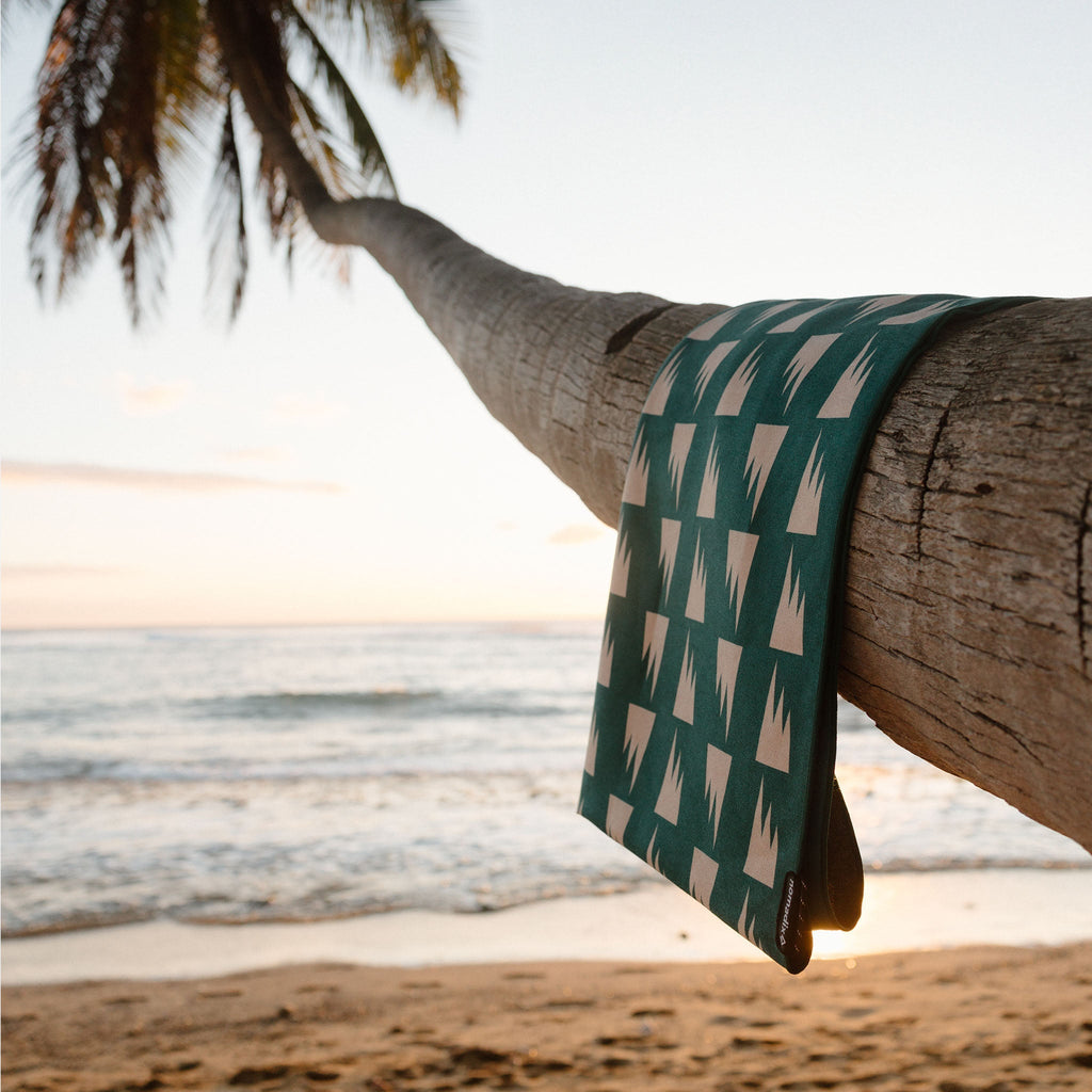 Nomadix Original Towel: Summit Green