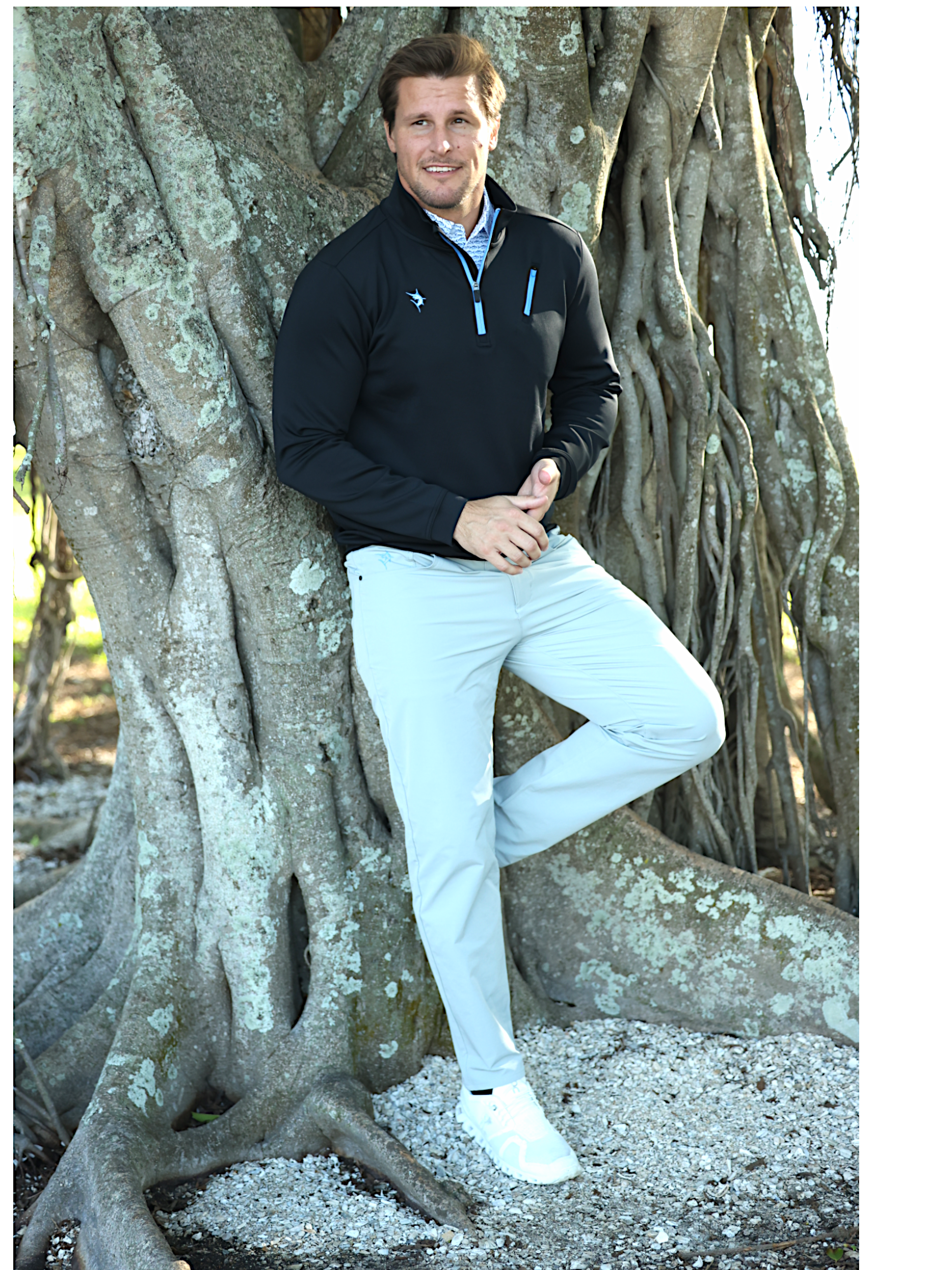 White Water Oceanside, Black