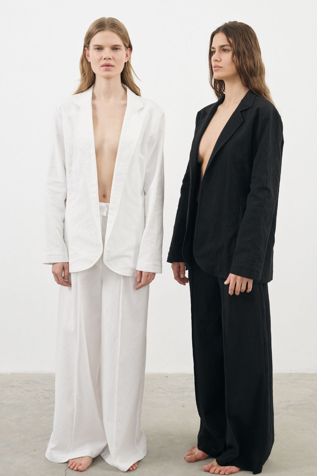 The Handloom Pera Blazer Black