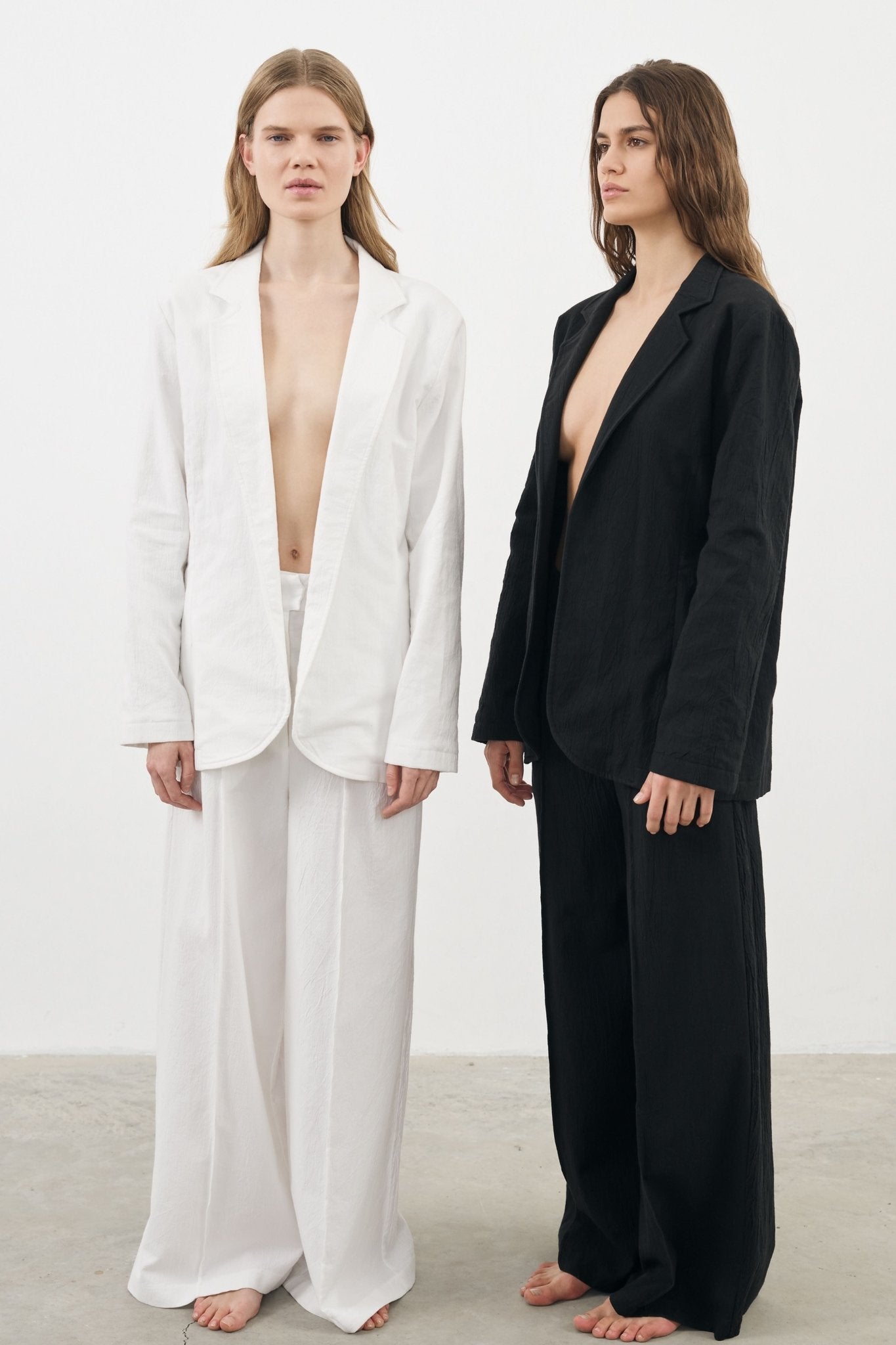 The Handloom Pera Blazer Black