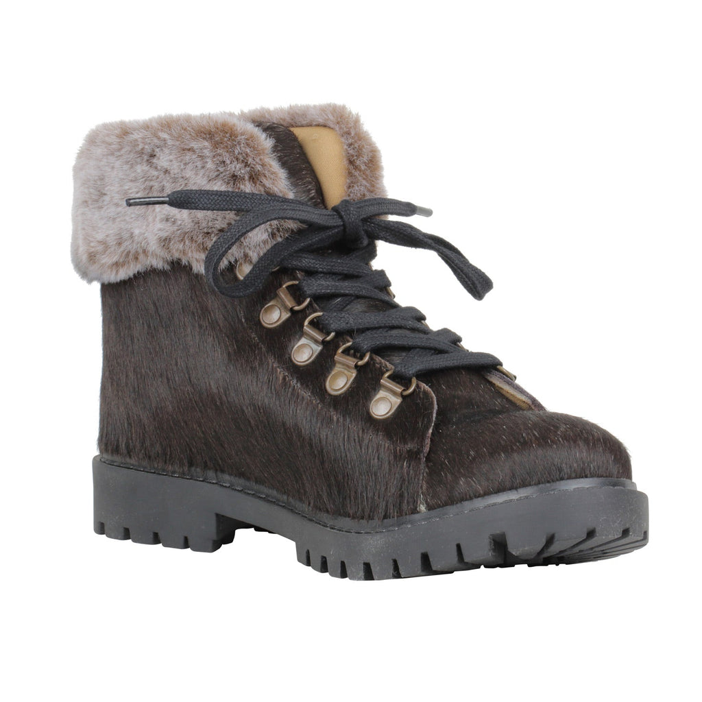 Turbulent Boots