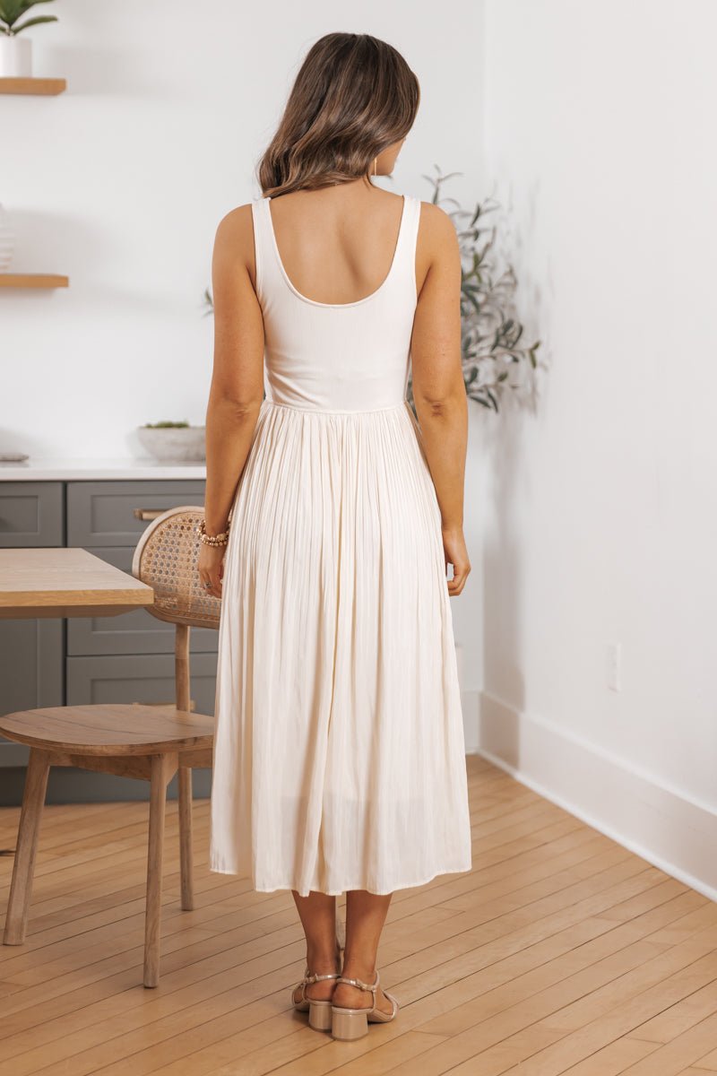 Scoop Neck Pleated Skirt Midi Tank Dress
