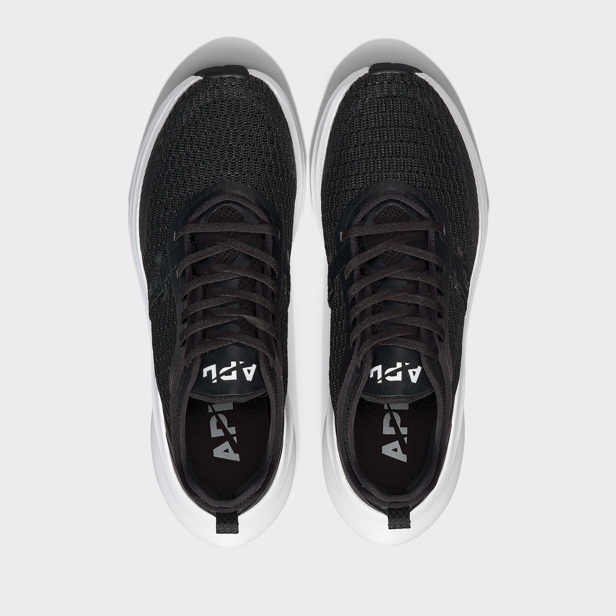 APL Men’s Euphoria Running Shoes, Black / White