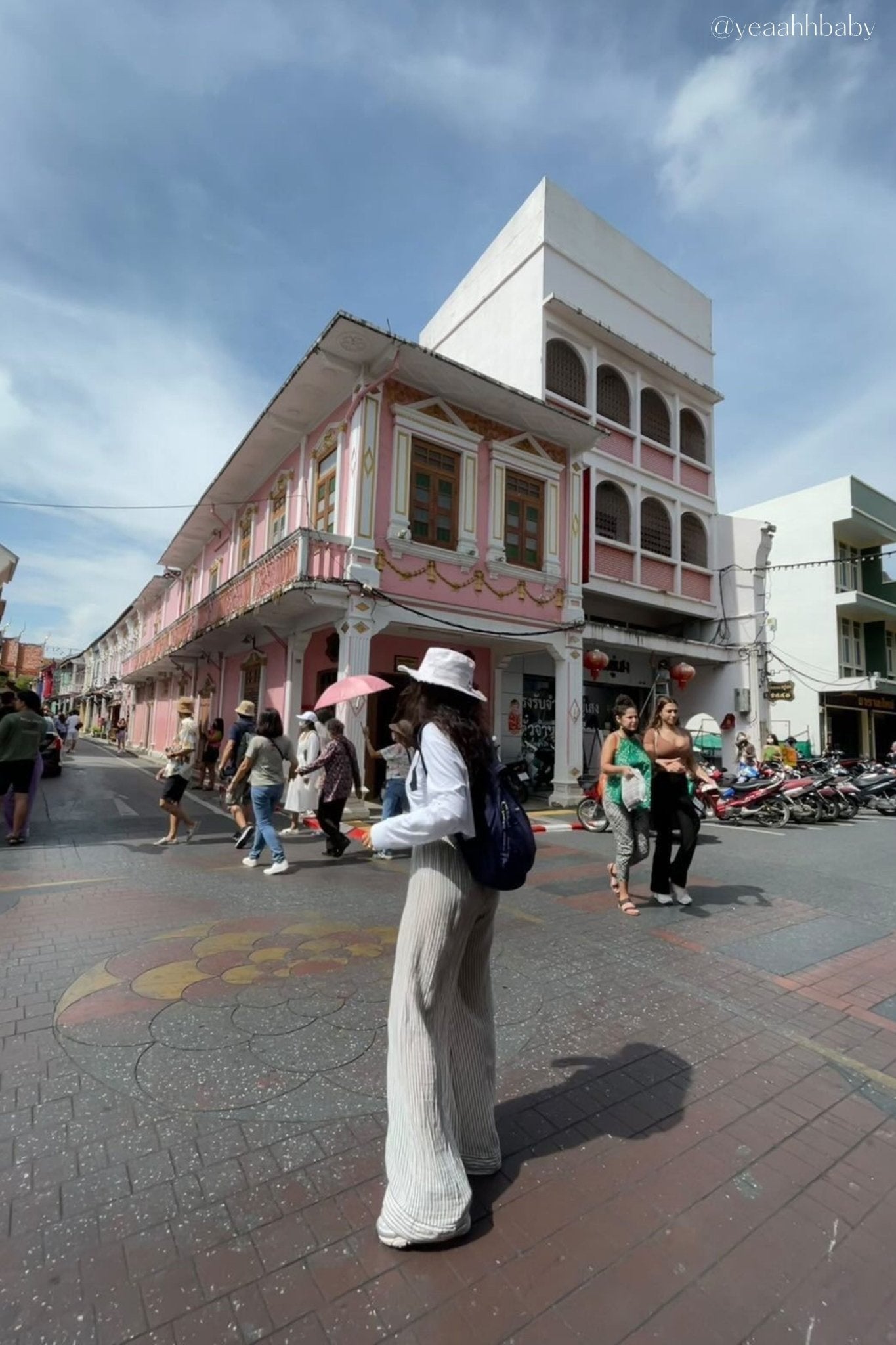 The Handloom Voyage Set Black Stripes